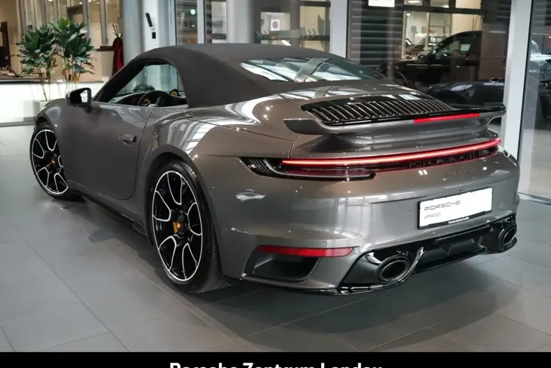 Porsche 992 din 2021 cu 40.590 km - oferta POR158811 - foto 8