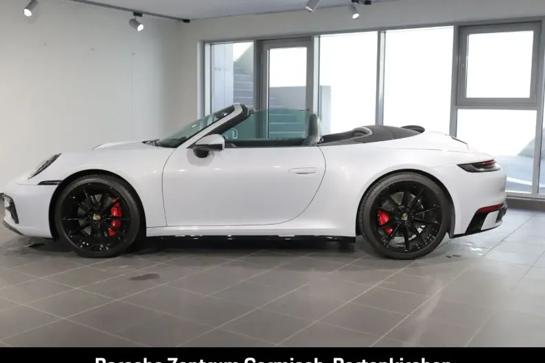Porsche 992 din 2023 cu 23.352 km - oferta POR158814 - foto 3