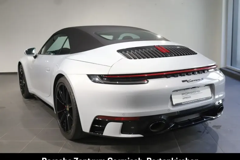 Porsche 992 din 2023 cu 23.352 km - oferta POR158814 - foto 4