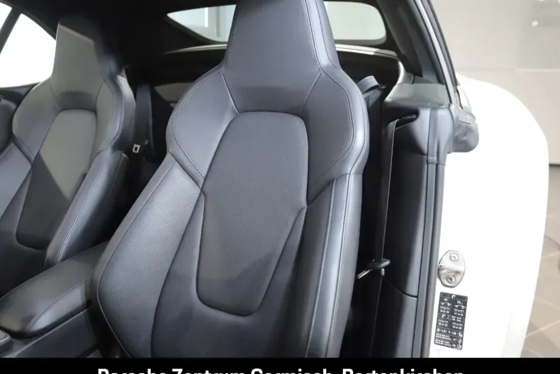 Porsche 992 din 2023 cu 23.352 km - oferta POR158814 - foto 9