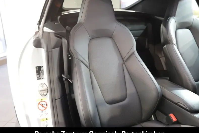 Porsche 992 din 2023 cu 23.352 km - oferta POR158814 - foto 11