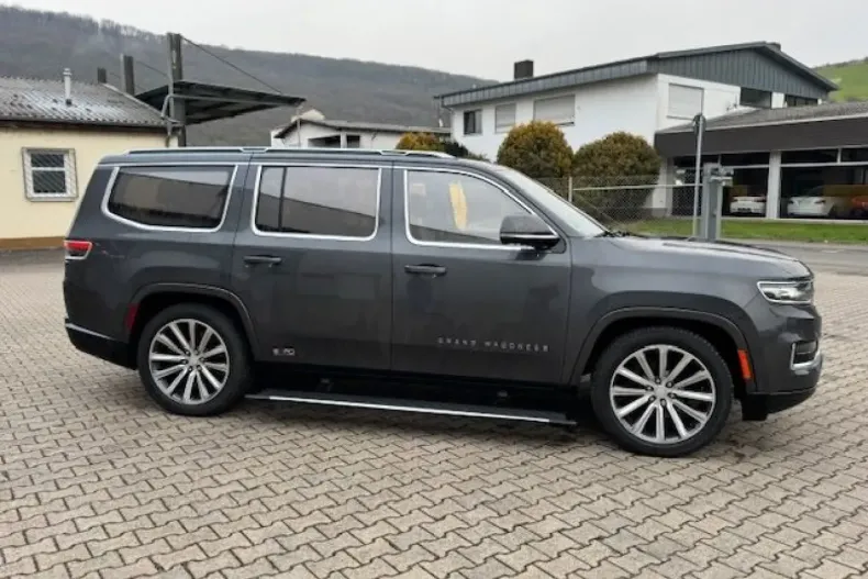 Jeep Wagoneer din 2024 cu 31.000 km - oferta JEE158822 - foto 2