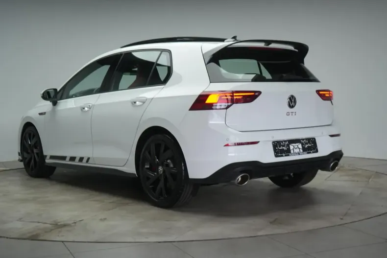 Volkswagen Golf din 2023 cu 16.000 km - oferta VOL158824 - foto 5