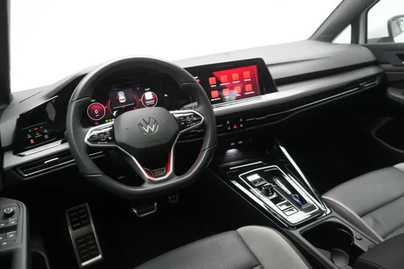 Volkswagen Golf din 2023 cu 16.000 km - oferta VOL158824 - foto 12