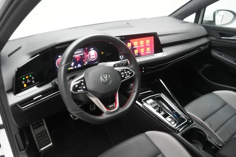 Volkswagen Golf din 2023 cu 16.000 km - oferta VOL158824 - foto 13