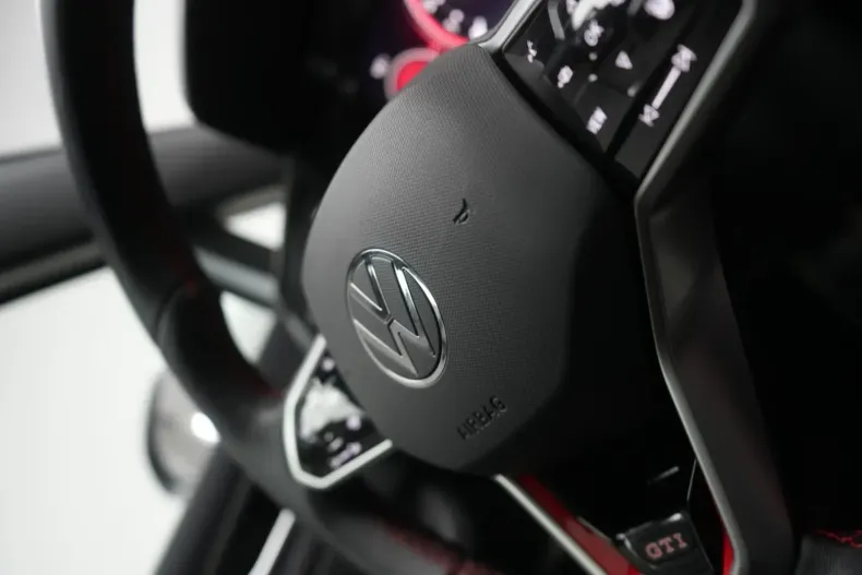 Volkswagen Golf din 2023 cu 16.000 km - oferta VOL158824 - foto 22