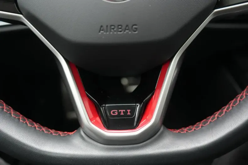 Volkswagen Golf din 2023 cu 16.000 km - oferta VOL158824 - foto 23