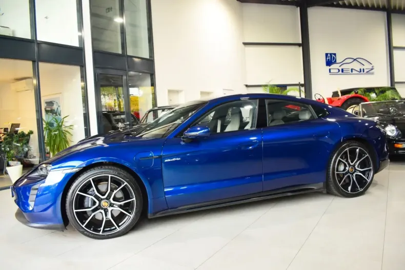 Porsche Taycan din 2022 cu 47.085 km - oferta POR158830 - foto 4