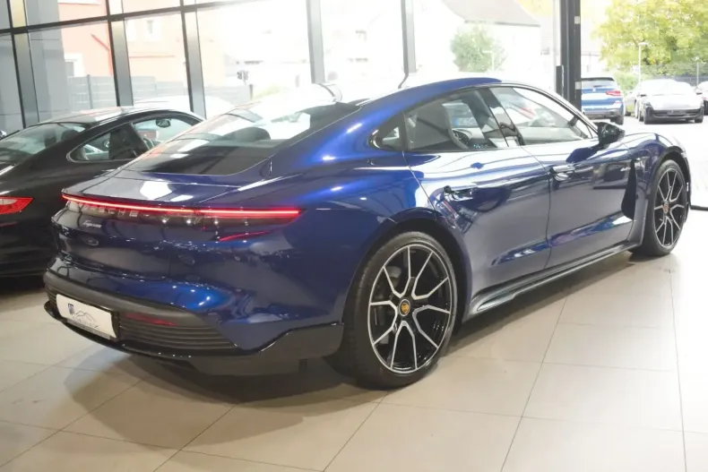 Porsche Taycan din 2022 cu 47.085 km - oferta POR158830 - foto 5