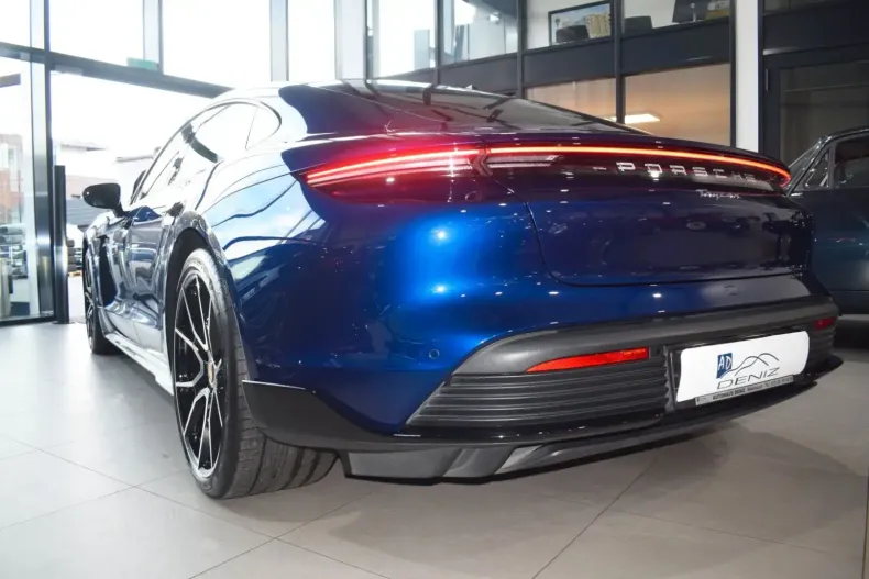 Porsche Taycan din 2022 cu 47.085 km - oferta POR158830 - foto 8