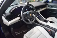 Porsche Taycan din 2022 cu 47.085 km - oferta POR158830 - foto 9