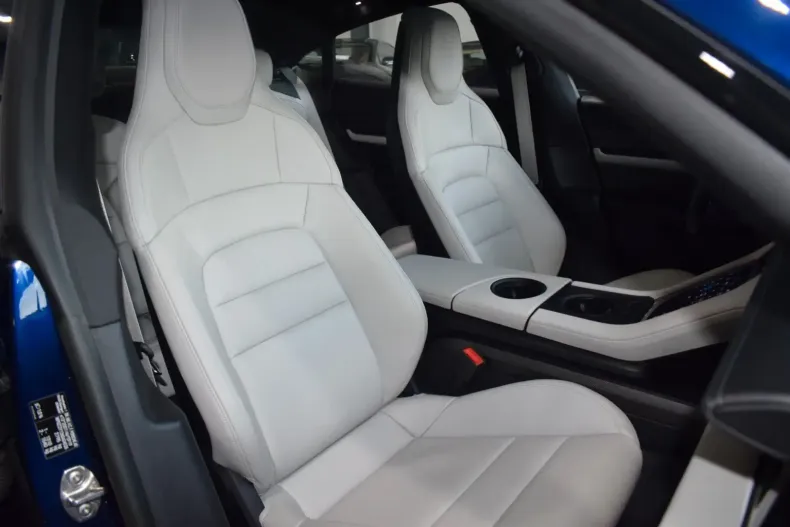 Porsche Taycan din 2022 cu 47.085 km - oferta POR158830 - foto 14