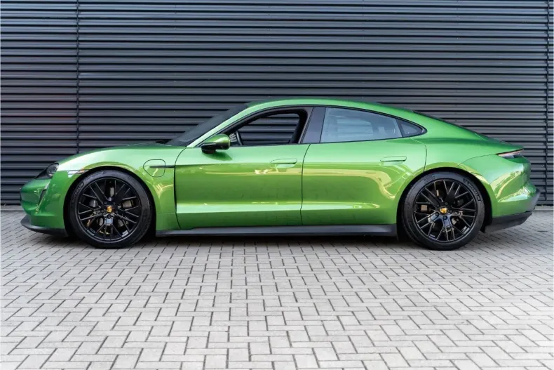 Porsche Taycan din 2022 cu 67.100 km - oferta POR158833 - foto 2