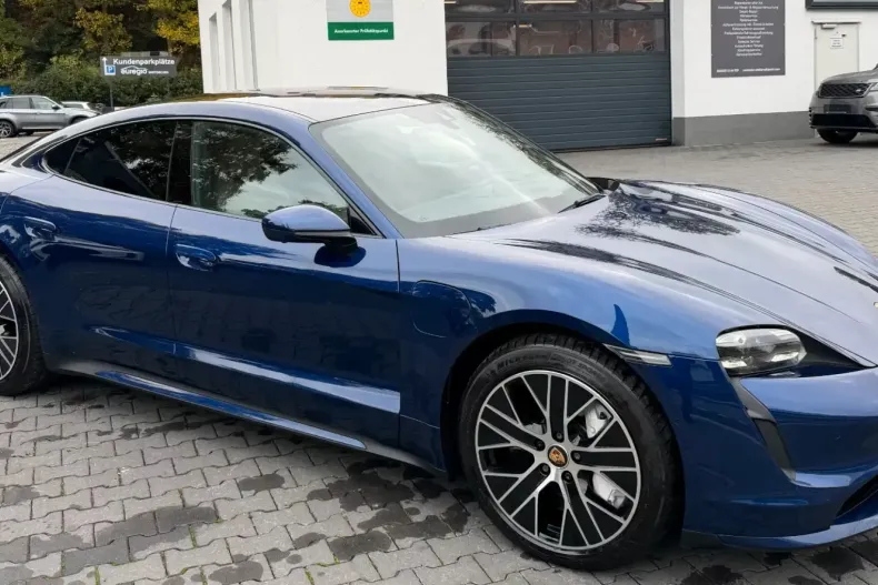 Porsche Taycan din 2020 cu 103.500 km - oferta POR158834 - foto 1