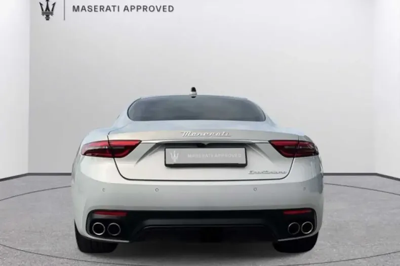 Maserati Granturismo din 2023 cu 22.900 km - oferta MAS158847 - foto 3