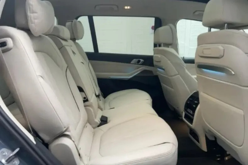 BMW X7 din 2022 cu 62.331 km - oferta BMW158852 - foto 14