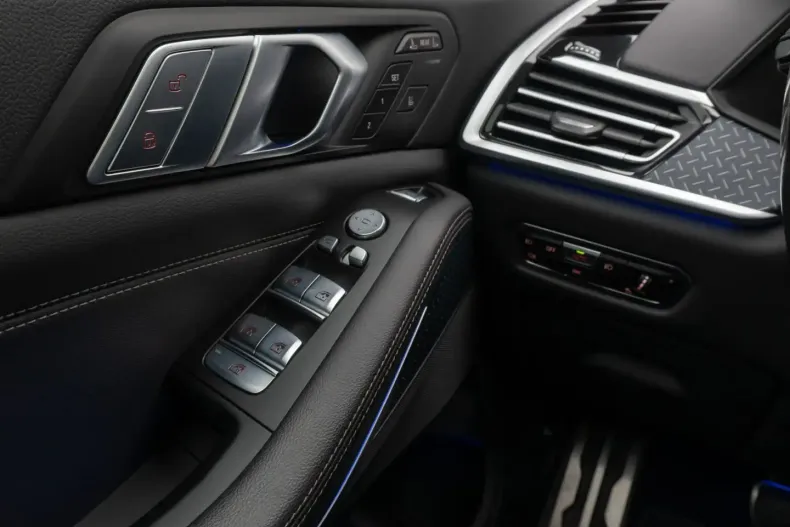 BMW X7 din 2022 cu 71.876 km - oferta BMW158853 - foto 20