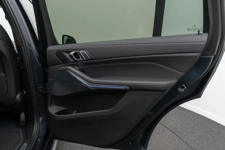 BMW X7 din 2022 cu 71.876 km - oferta BMW158853 - foto 46