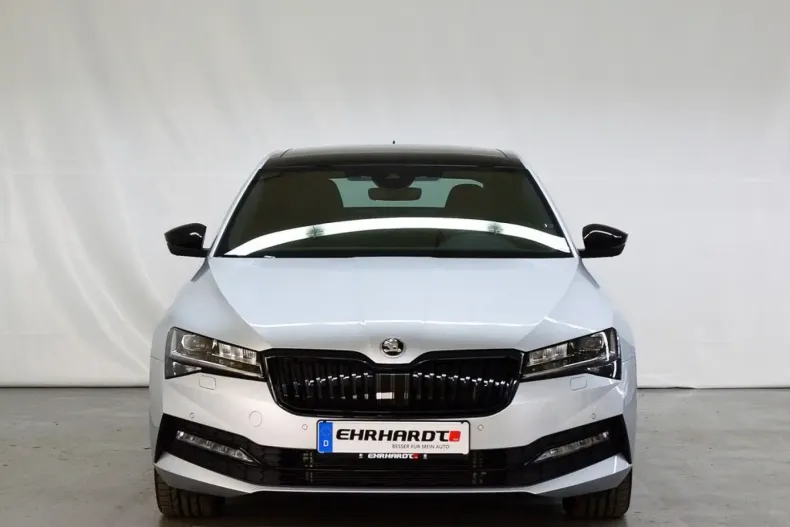 Skoda Superb din 2024 cu 22.000 km - oferta SKO158856 - foto 1