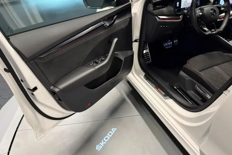 Skoda Octavia din 2024 cu 48.800 km - oferta SKO158857 - foto 23