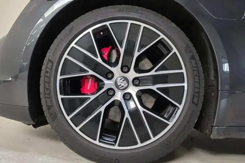 Porsche Taycan din 2020 cu 92.895 km - oferta POR158859 - foto 7