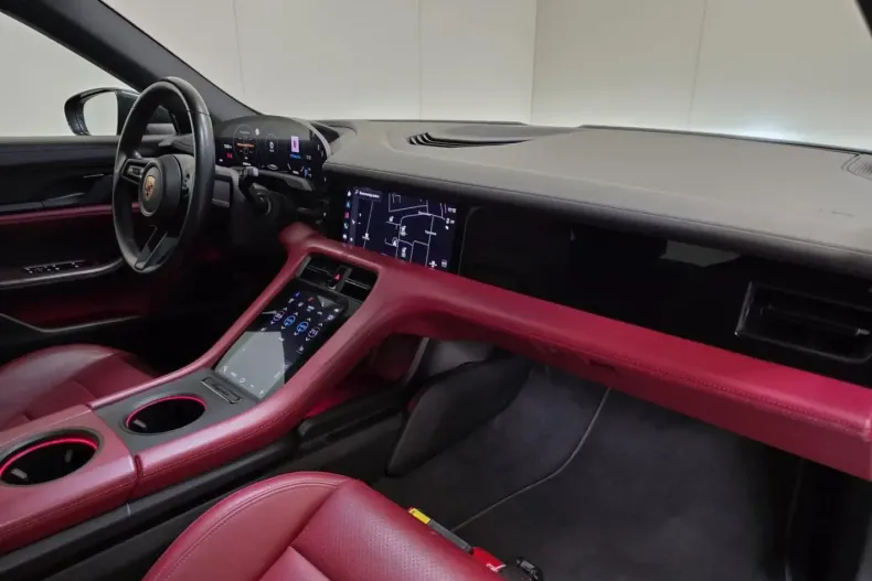 Porsche Taycan din 2020 cu 92.895 km - oferta POR158859 - foto 14