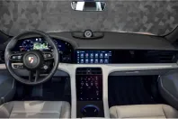 Porsche Taycan din 2023 cu 67.490 km - oferta POR158863 - foto 16