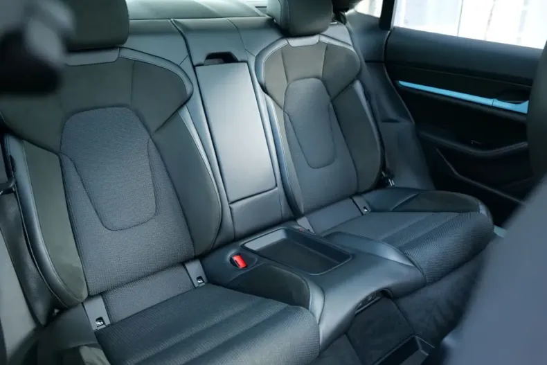 Porsche Taycan din 2020 cu 123.989 km - oferta POR158864 - foto 24