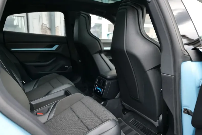 Porsche Taycan din 2020 cu 123.989 km - oferta POR158864 - foto 25