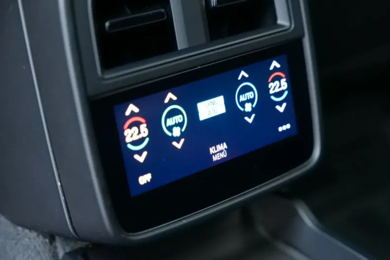 Porsche Taycan din 2020 cu 123.989 km - oferta POR158864 - foto 26