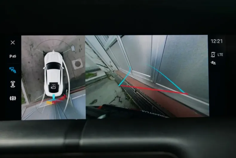 Porsche Taycan din 2020 cu 123.989 km - oferta POR158864 - foto 28