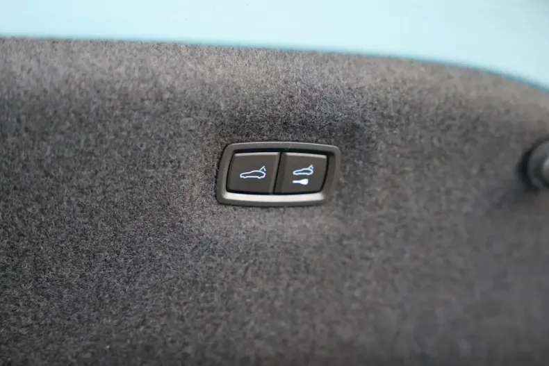 Porsche Taycan din 2020 cu 123.989 km - oferta POR158864 - foto 37