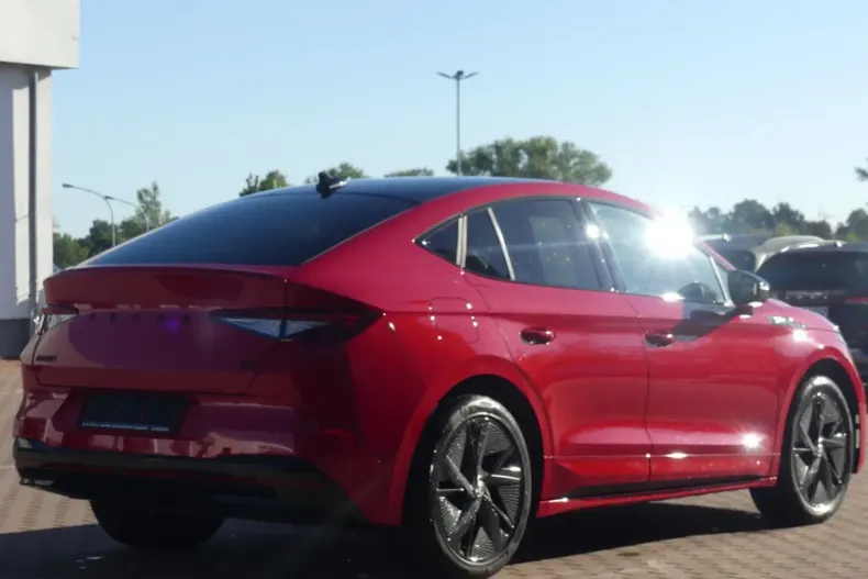 Skoda Enyaq din 2023 cu 42.700 km - oferta SKO158871 - foto 5