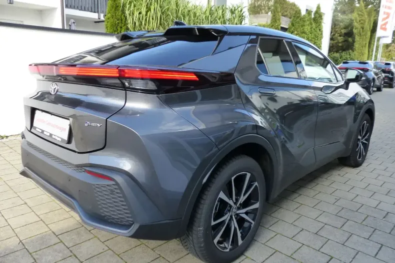 Toyota C-HR din 2024 cu 8.300 km - oferta TOY158873 - foto 7