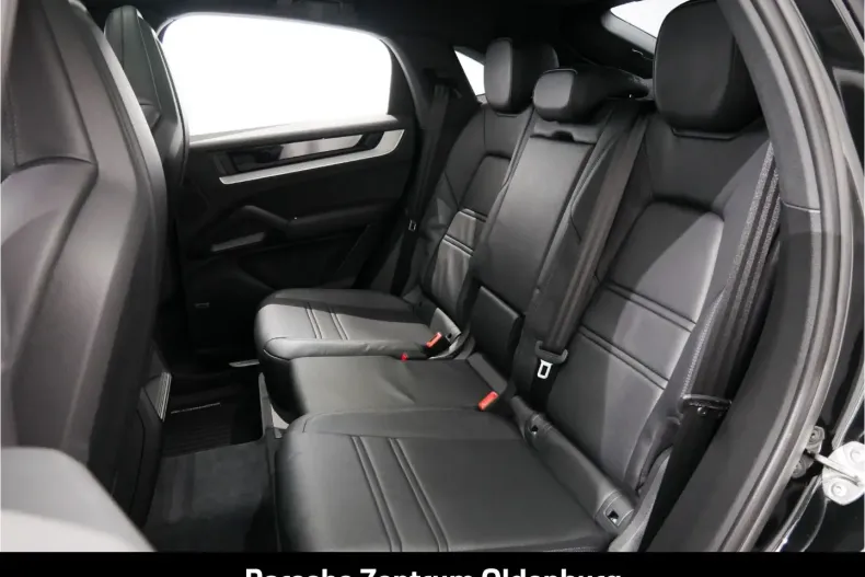 Porsche Cayenne din 2024 cu 29.800 km - oferta POR158875 - foto 19