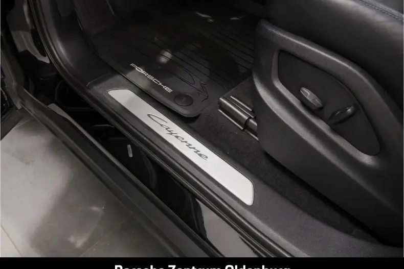 Porsche Cayenne din 2024 cu 29.800 km - oferta POR158875 - foto 20