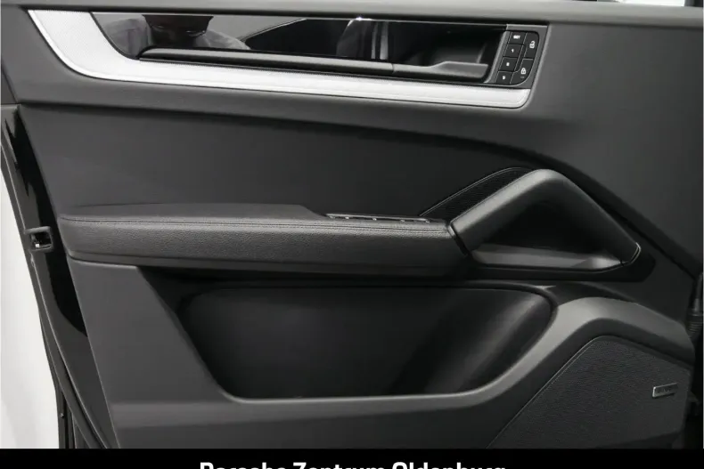 Porsche Cayenne din 2024 cu 29.800 km - oferta POR158875 - foto 32