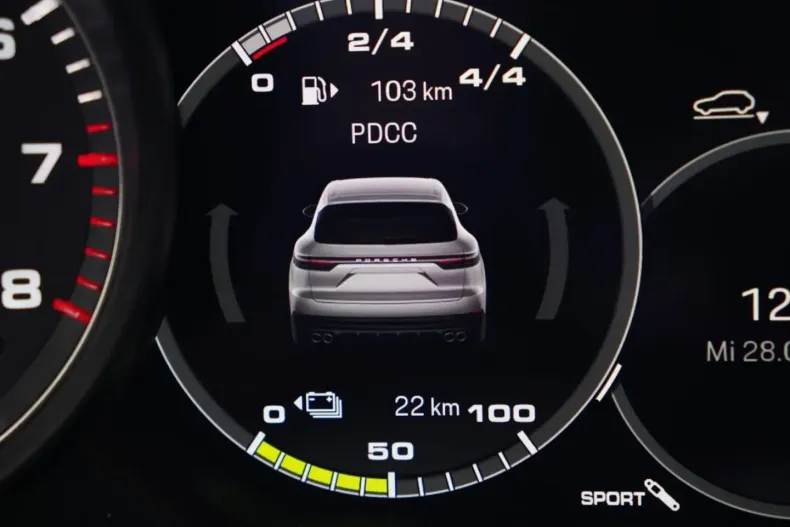 Porsche Cayenne din 2021 cu 65.000 km - oferta POR158879 - foto 25