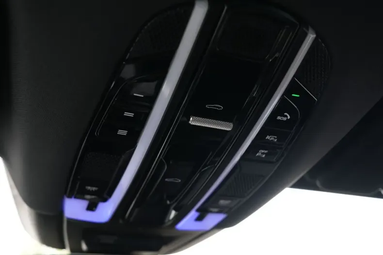 Porsche Cayenne din 2021 cu 65.000 km - oferta POR158879 - foto 28