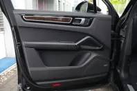 Porsche Cayenne din 2021 cu 65.000 km - oferta POR158879 - foto 40