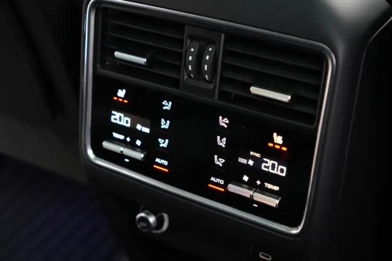 Porsche Cayenne din 2021 cu 65.000 km - oferta POR158879 - foto 43