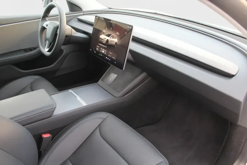 Tesla Model 3 din 2024 cu 39.100 km - oferta TES158881 - foto 10