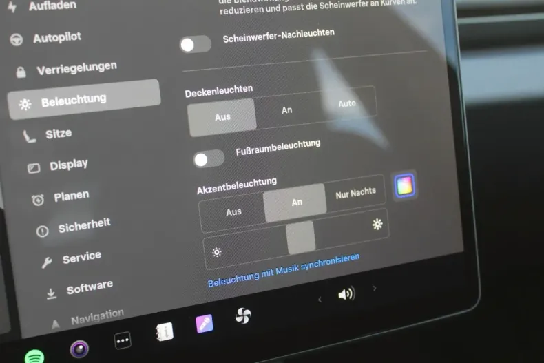 Tesla Model 3 din 2024 cu 39.100 km - oferta TES158881 - foto 21