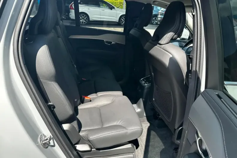 Volvo XC90 din 2024 cu 16.761 km - oferta VOL158883 - foto 14