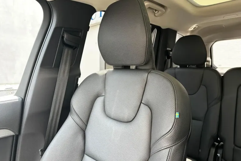 Volvo XC90 din 2024 cu 16.761 km - oferta VOL158883 - foto 24