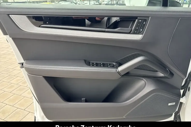 Porsche Cayenne din 2024 cu 1.990 km - oferta POR158884 - foto 18