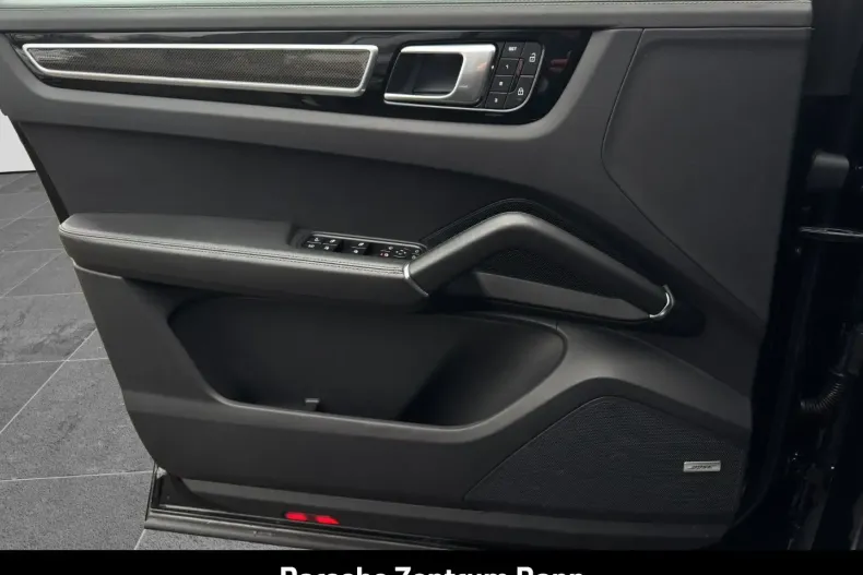 Porsche Cayenne din 2022 cu 38.125 km - oferta POR158885 - foto 12