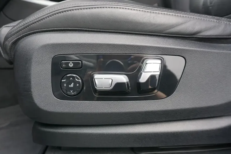 BMW X5 din 2023 cu 88.745 km - oferta BMW158886 - foto 14