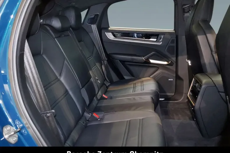 Porsche Cayenne din 2023 cu 14.160 km - oferta POR158887 - foto 8