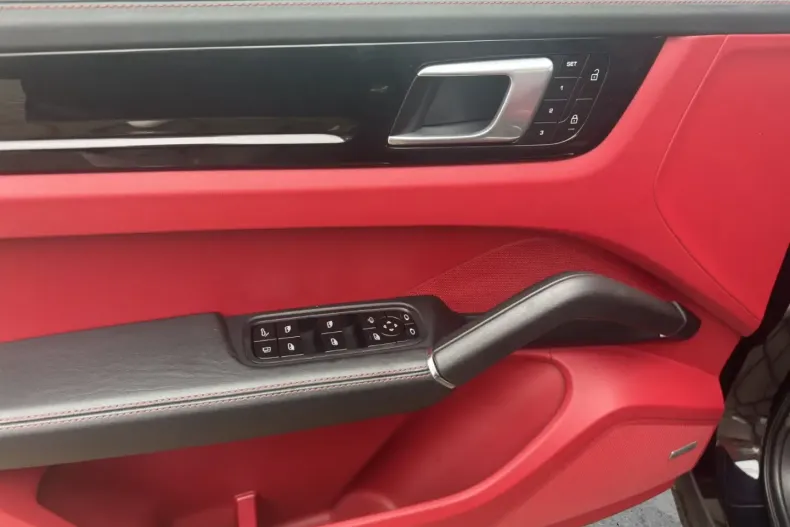 Porsche Cayenne din 2021 cu 67.000 km - oferta POR158888 - foto 15